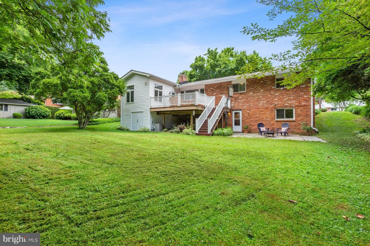 5009 White Flint Drive photo 3