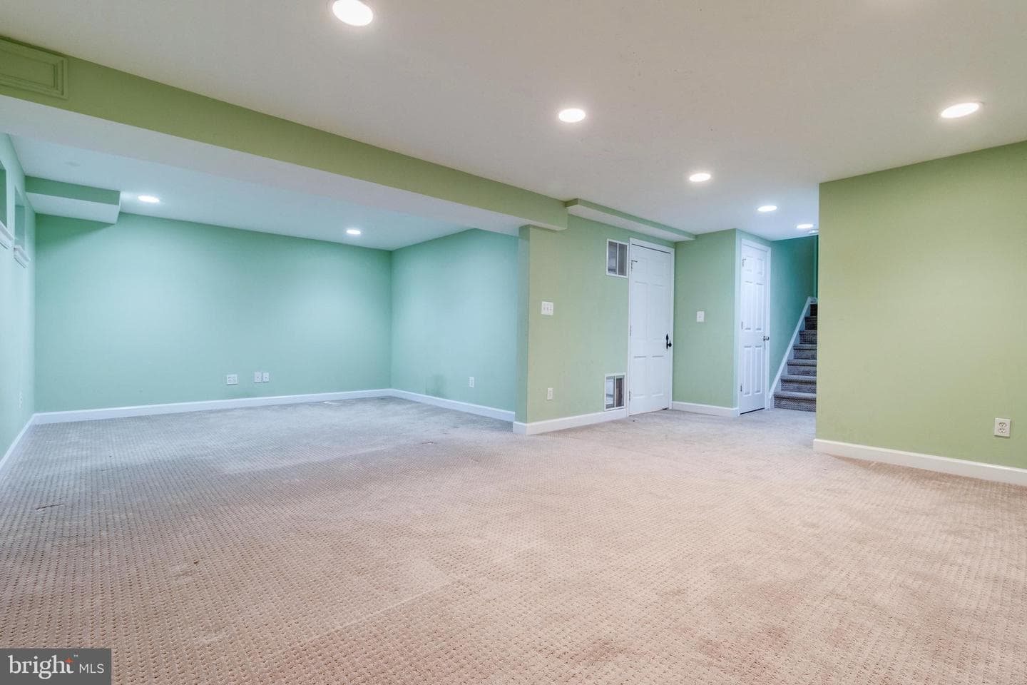 9826 Inglemere Drive photo 26