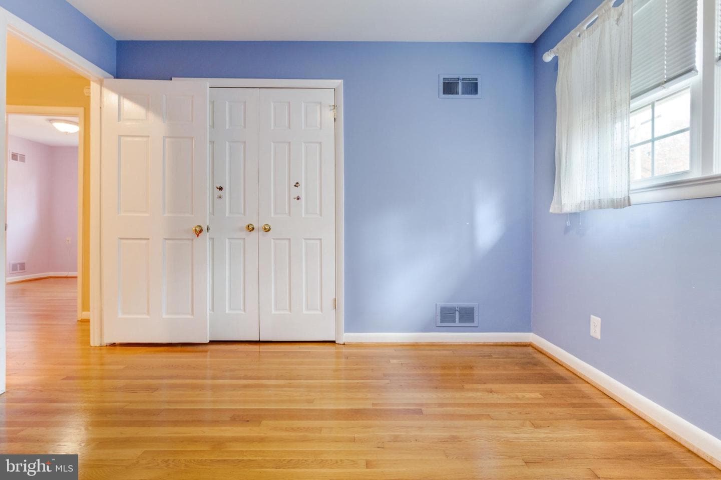 9826 Inglemere Drive photo 33