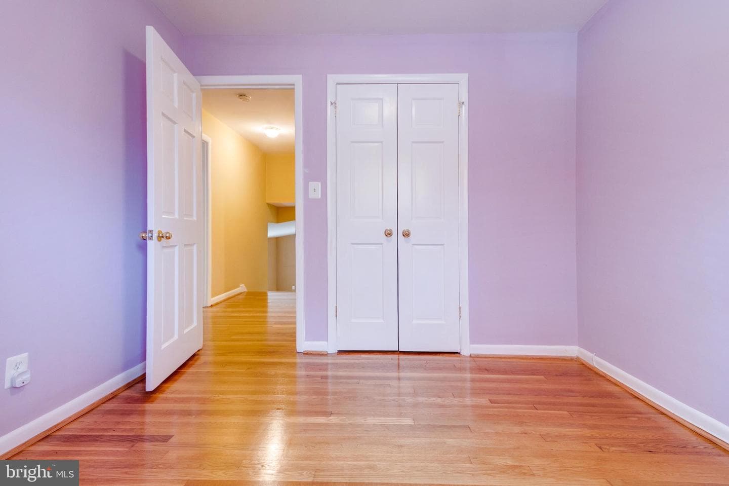 9826 Inglemere Drive photo 35