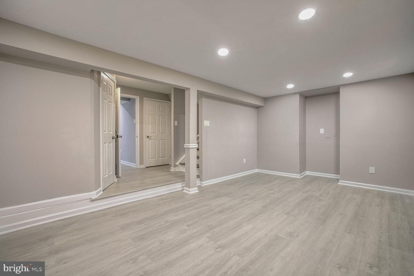 7 Willow Spring Court photo 16