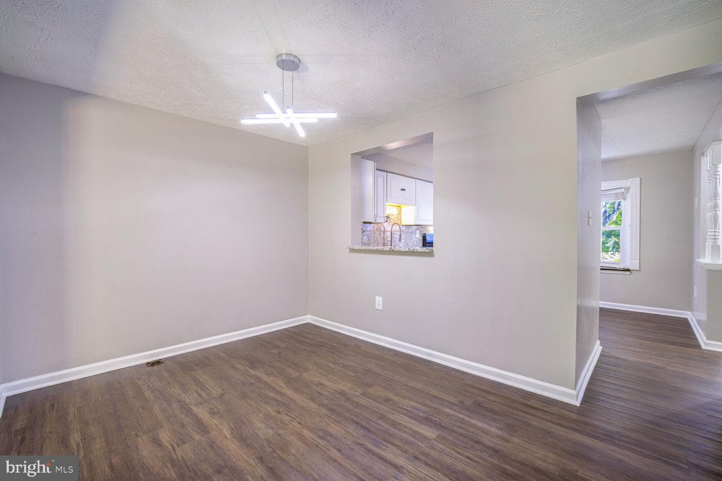 7 Willow Spring Court photo 22