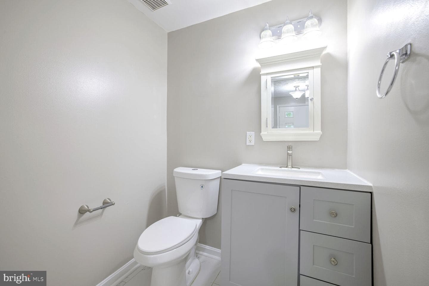 7 Willow Spring Court photo 26
