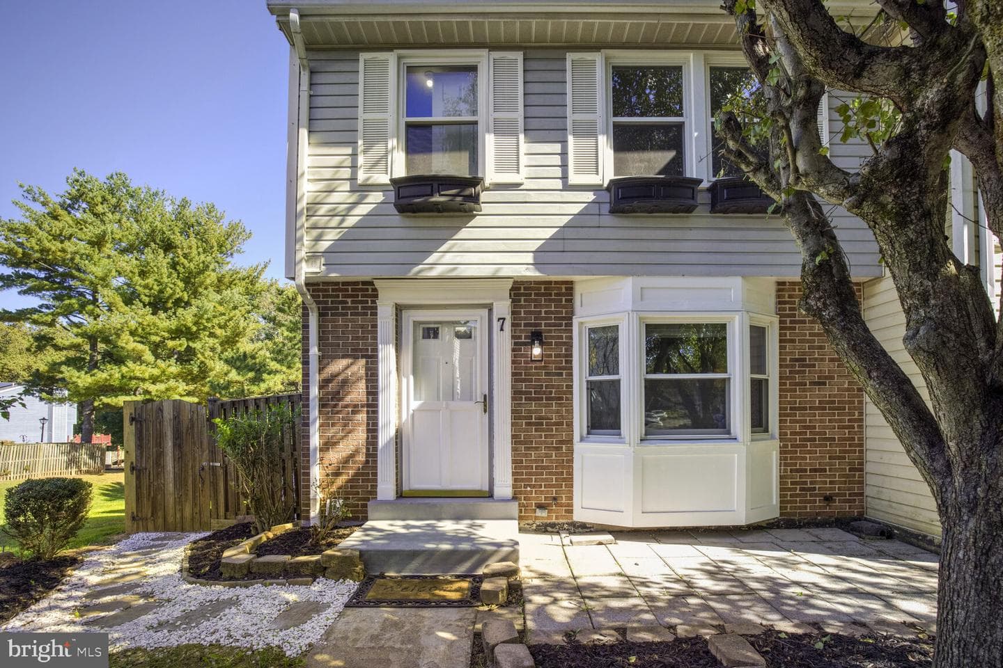 7 Willow Spring Court photo 3