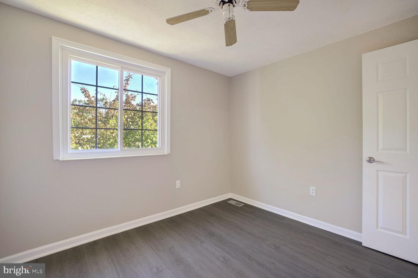 7 Willow Spring Court photo 30