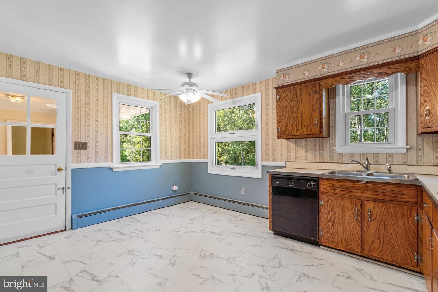 17404 Applewood Lane photo 10