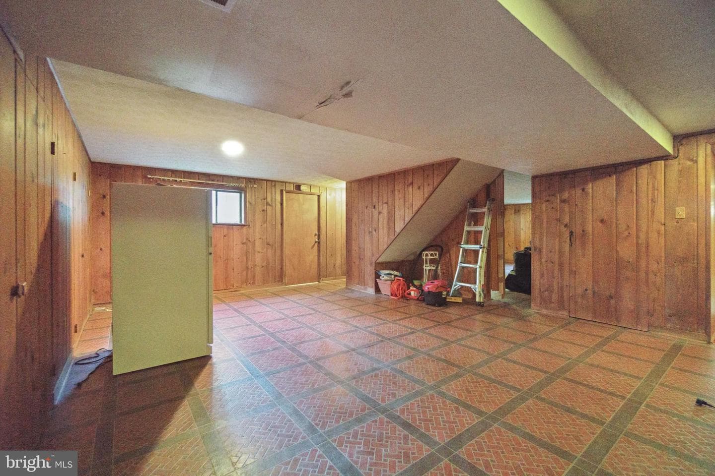 5021 White Flint Drive photo 27