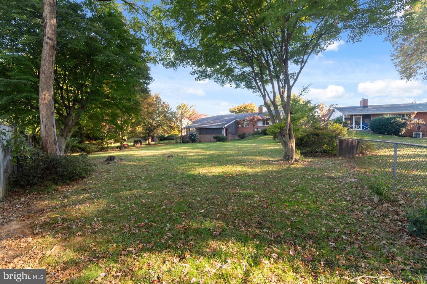 5021 White Flint Drive photo 35