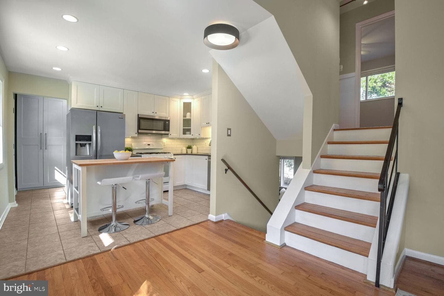 228 Thistle Drive photo 8