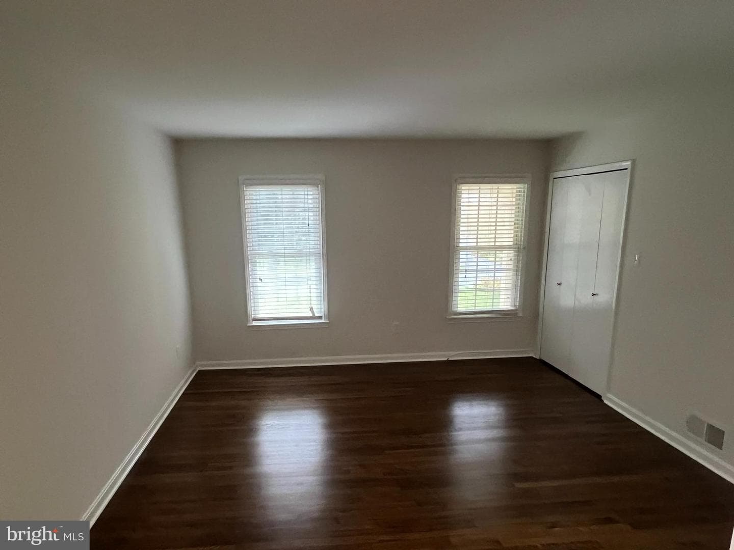 8925 Cherbourg Drive photo 21