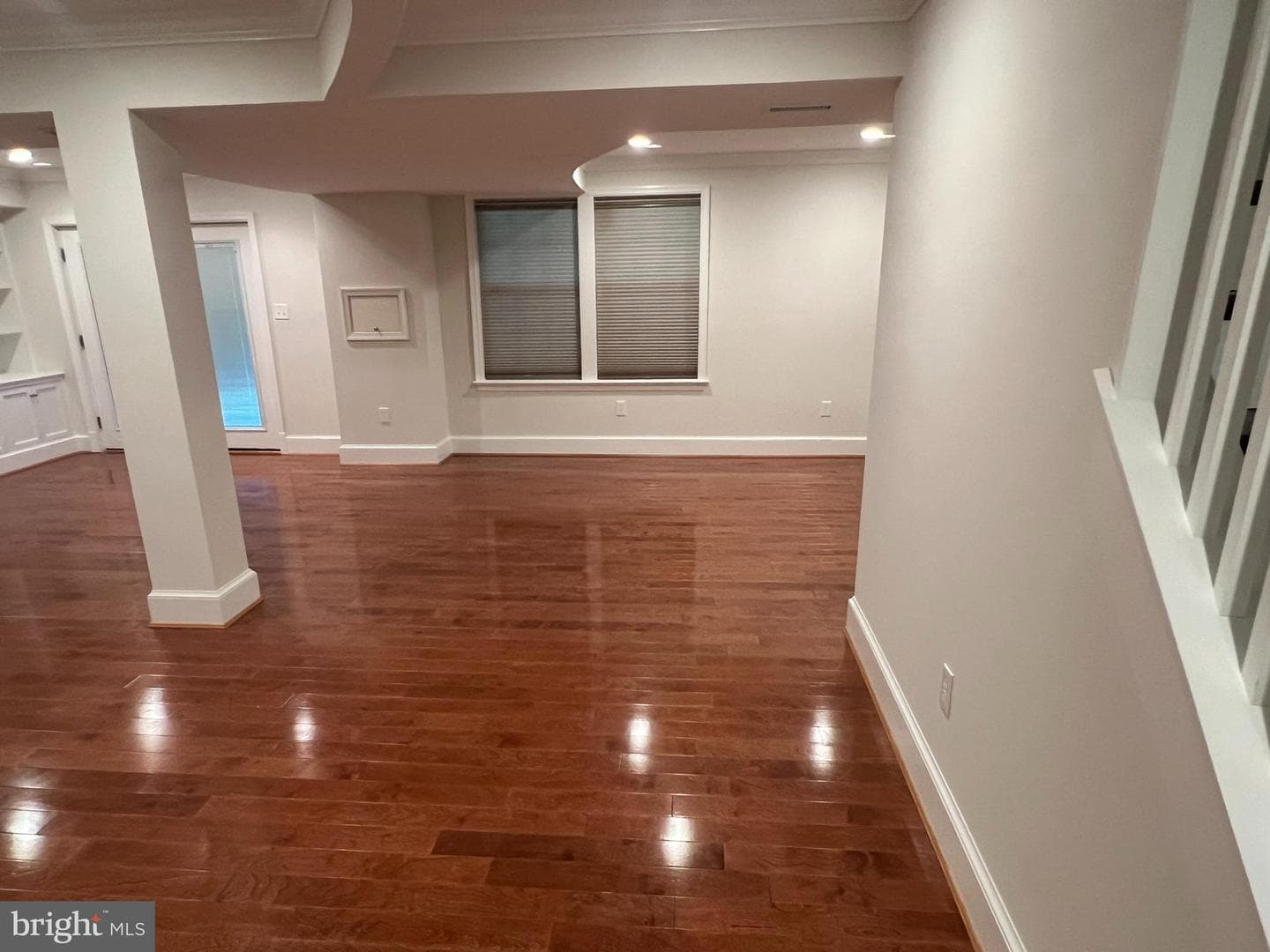 8925 Cherbourg Drive photo 30