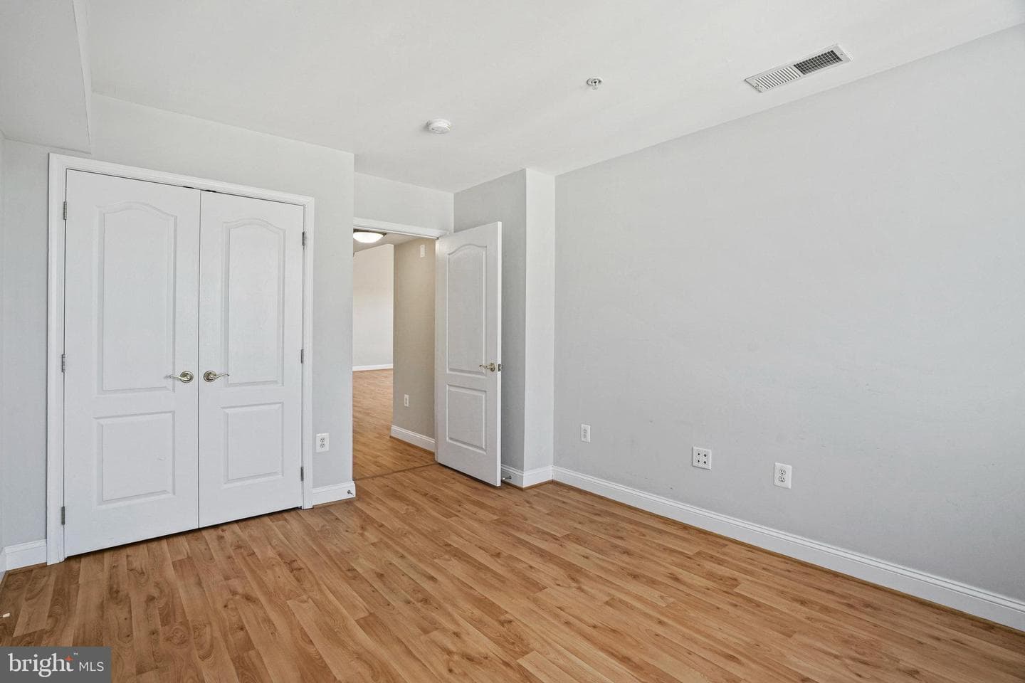 303 Redland Boulevard #401 photo 20