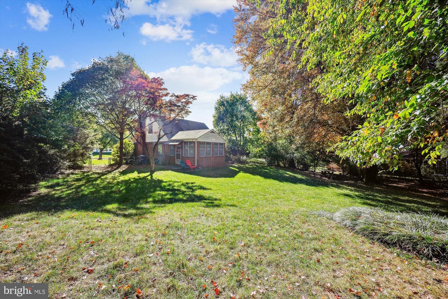 10111 Thornwood Road photo 3