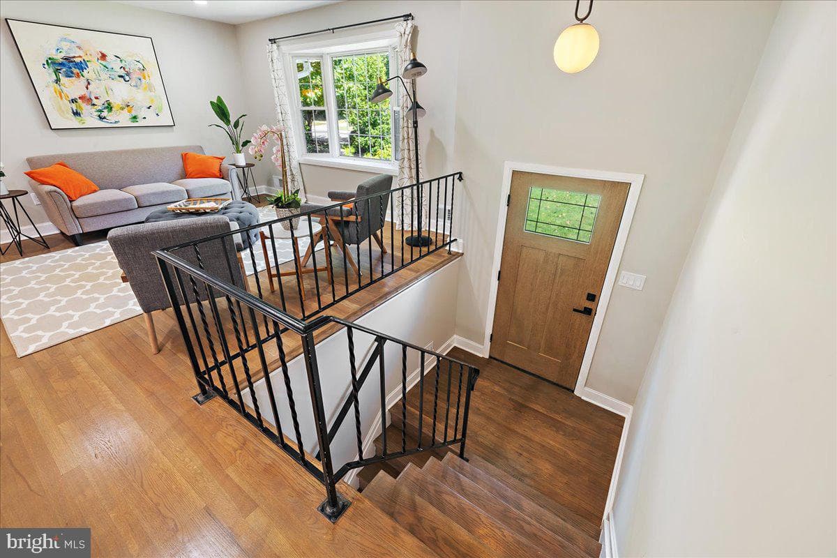14416 Myer Terrace photo 3