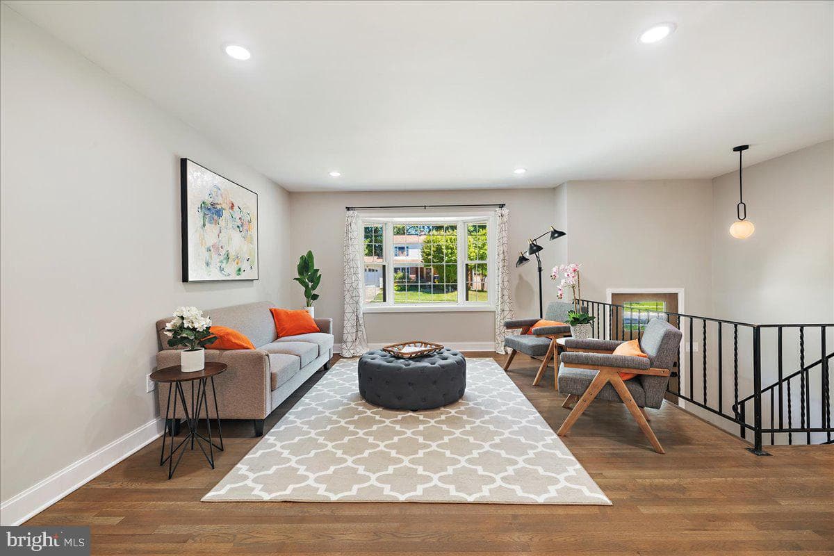 14416 Myer Terrace photo 4