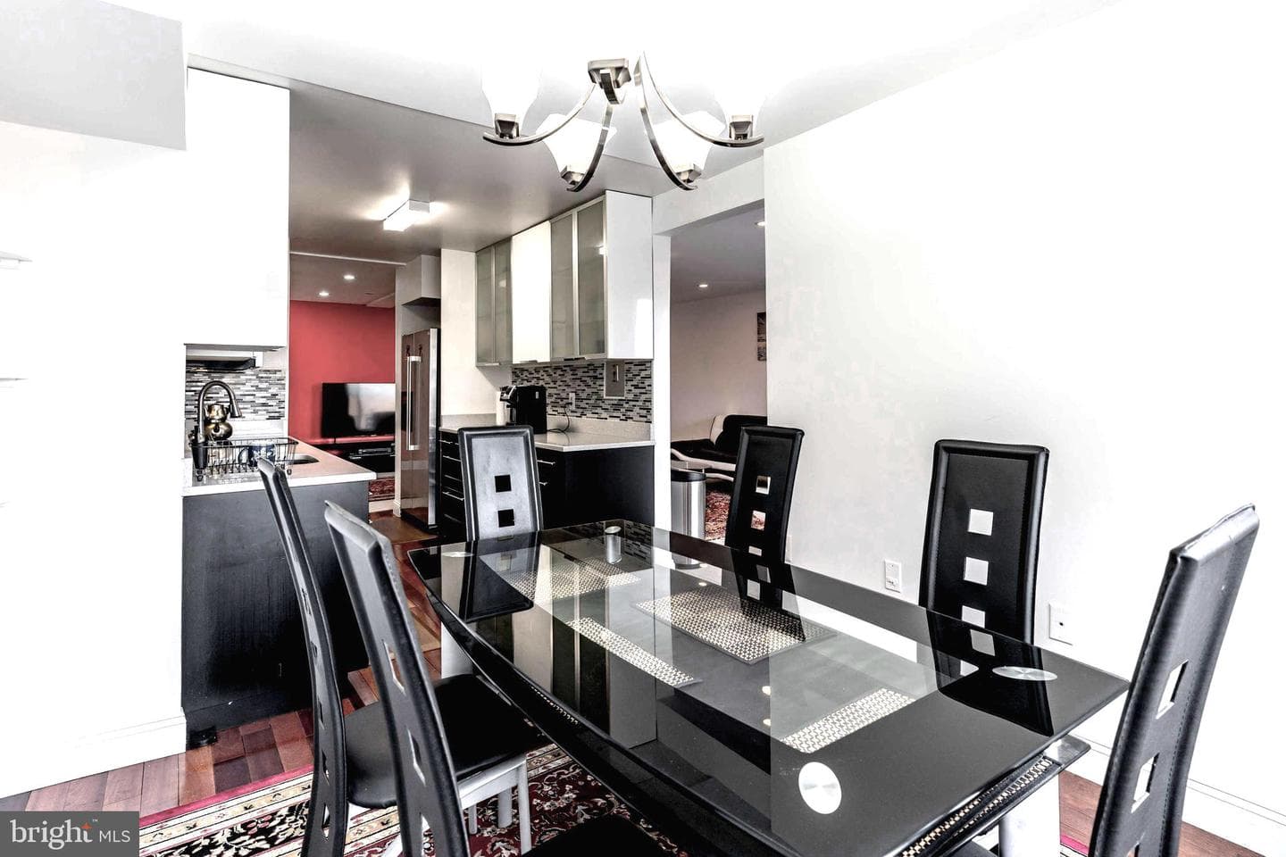 412 Girard Street #103 photo 15