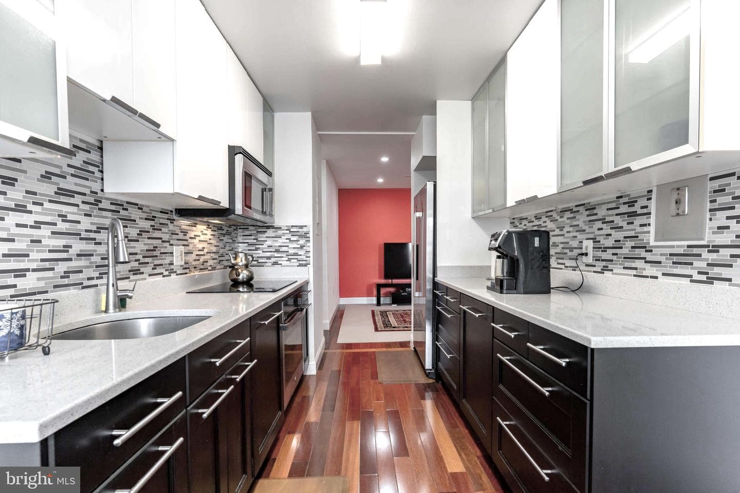 412 Girard Street #103 photo 16