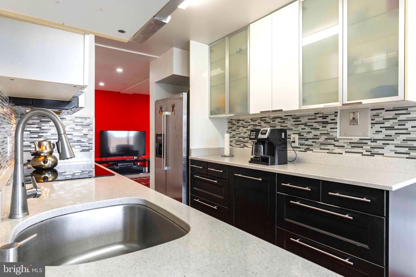 412 Girard Street #103 photo 19