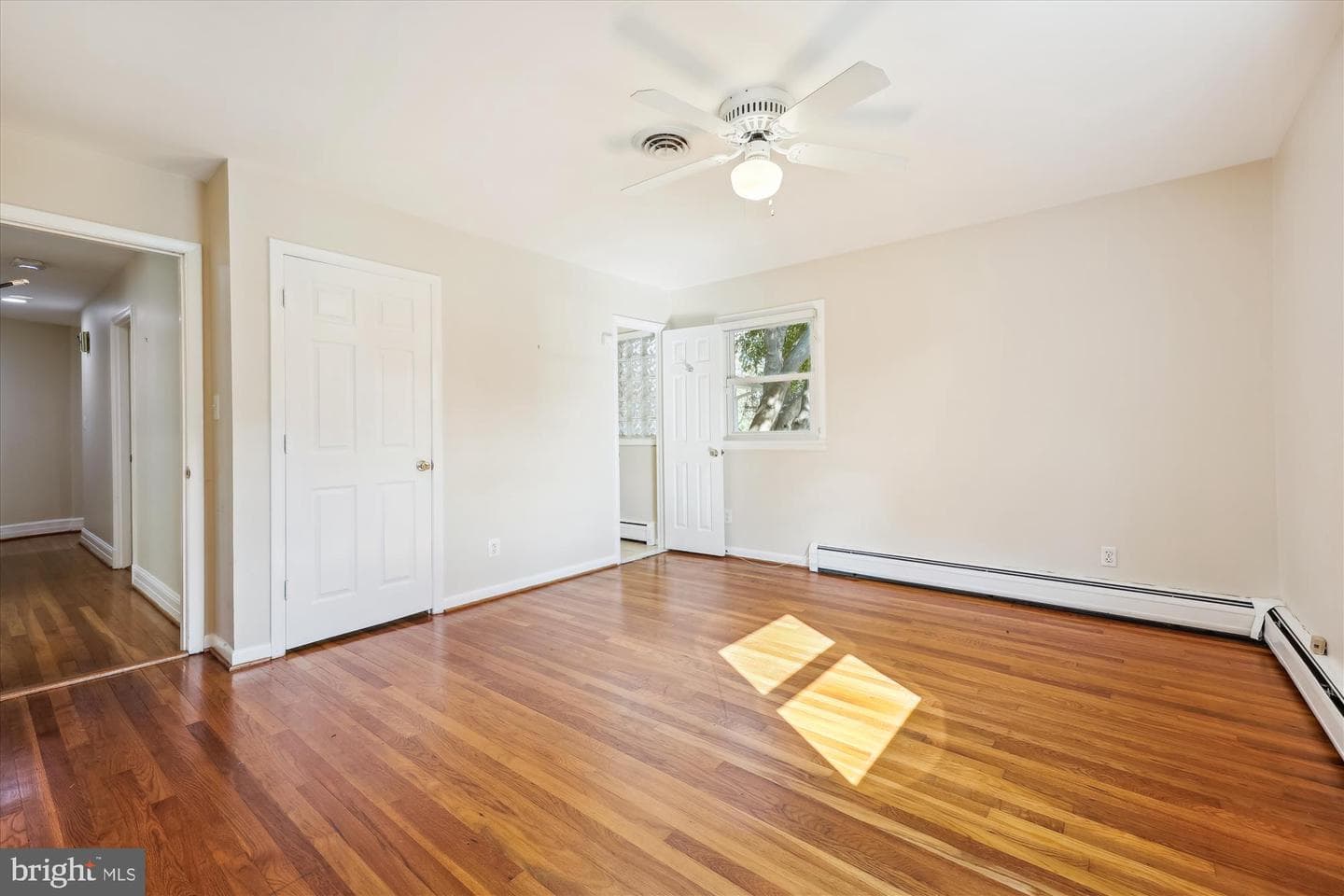 9005 Marseille Drive photo 32