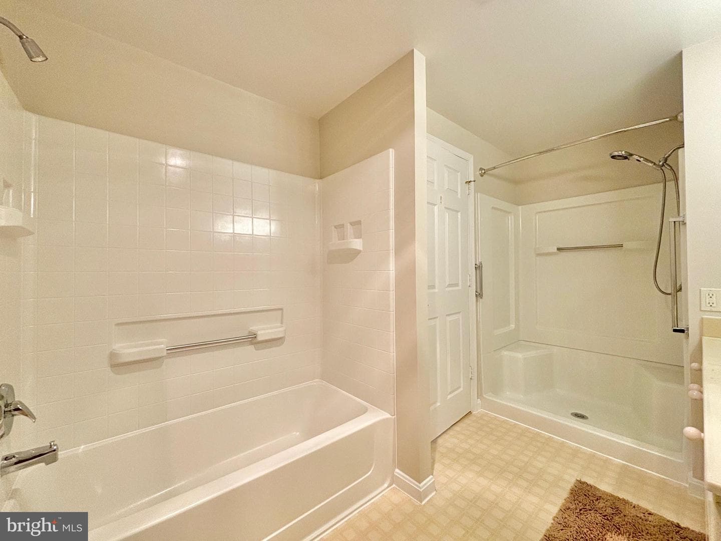 2904 N Leisure World Boulevard #206 photo 6