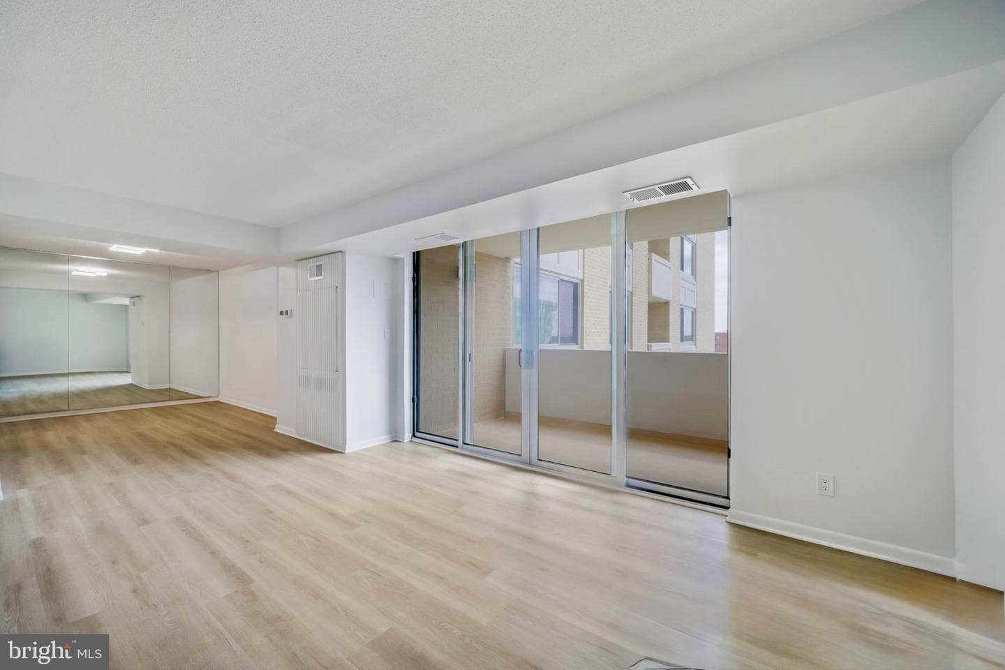 4601 N Park Avenue #1006-F photo 23