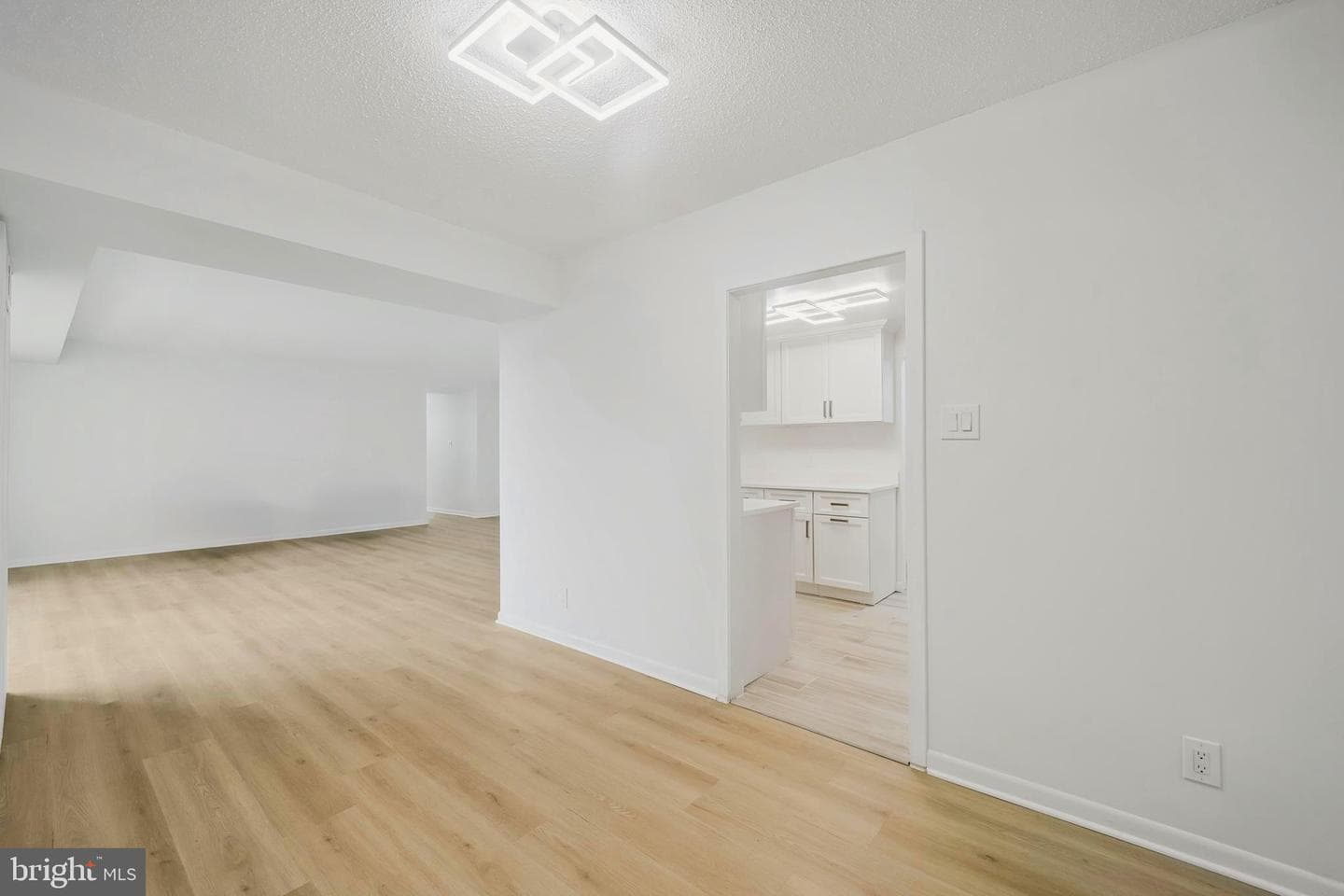 4601 N Park Avenue #1006-F photo 30