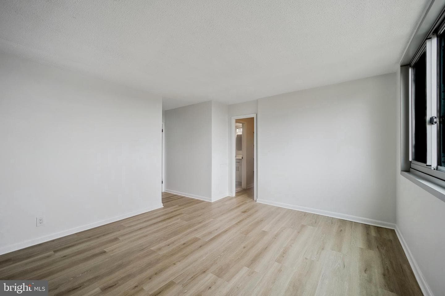 4601 N Park Avenue #1006-F photo 8