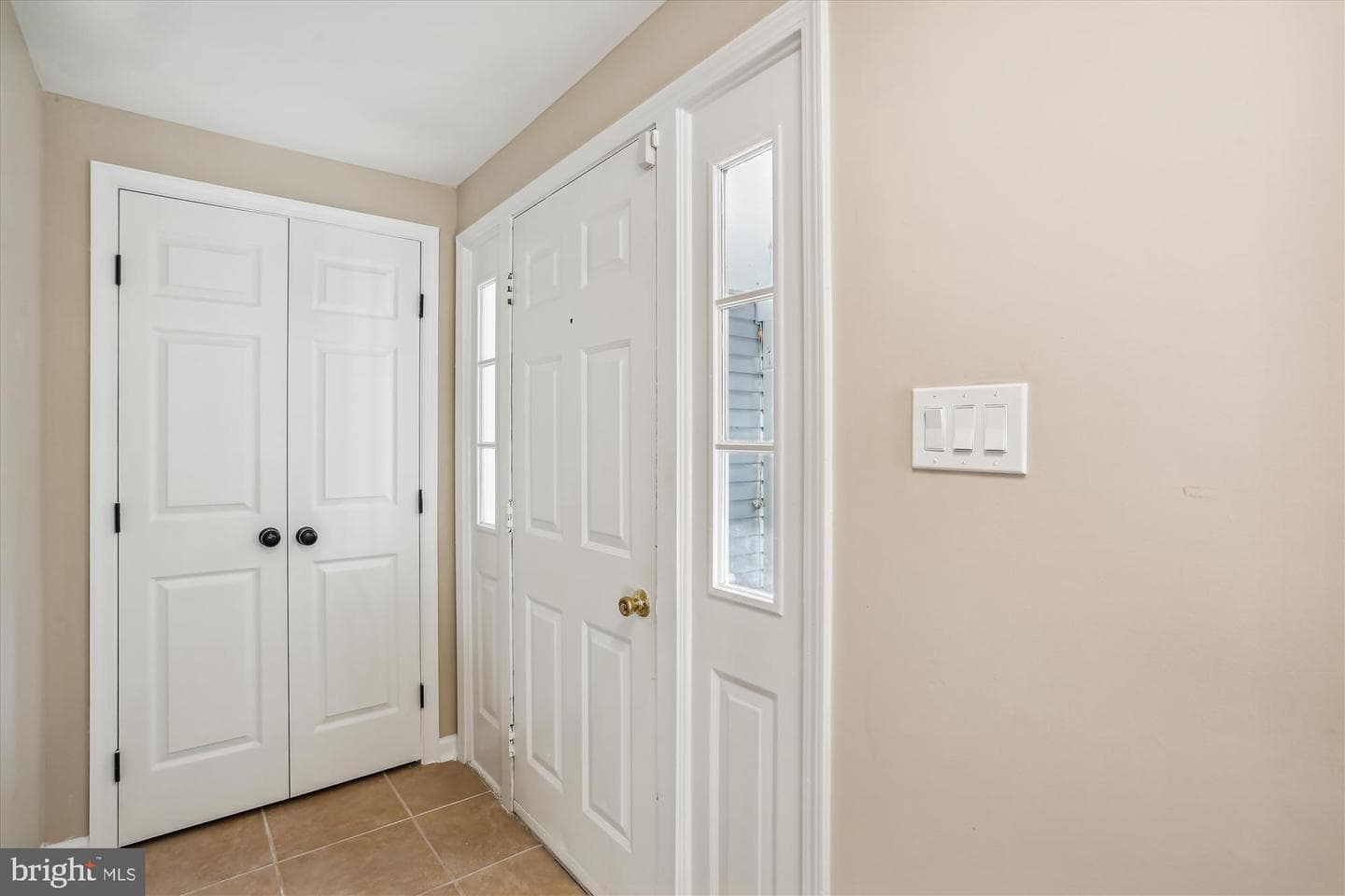 4013 Shallow Brook Lane photo 2