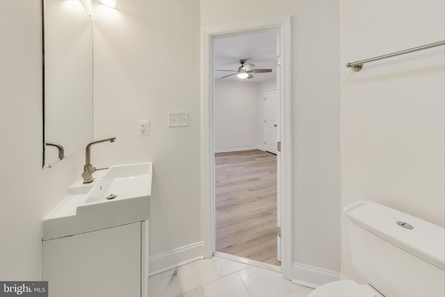 8318 N Brook Lane photo 17