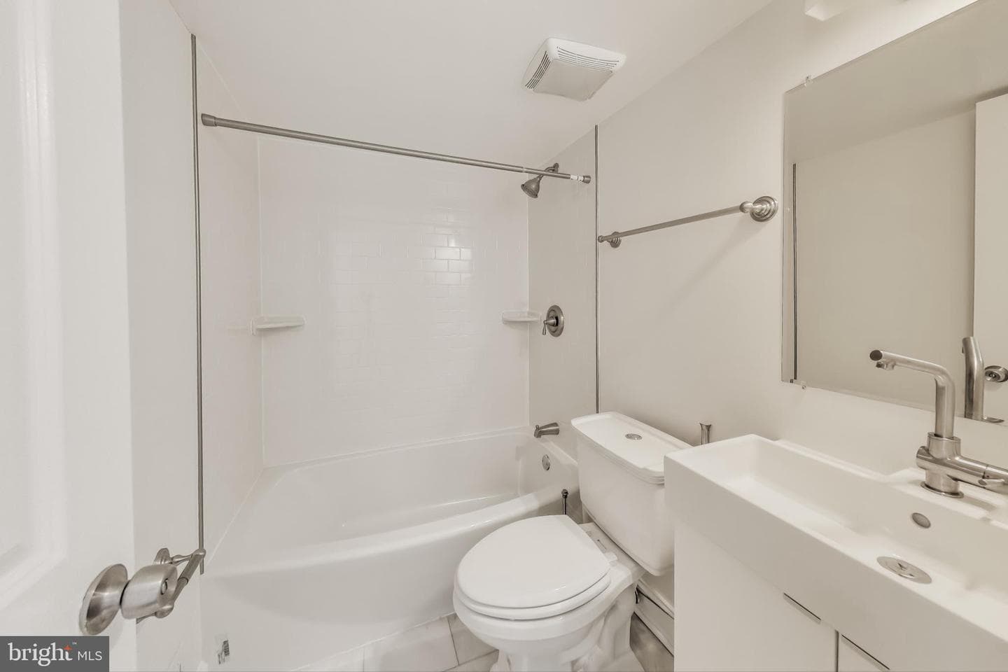 8318 N Brook Lane photo 24