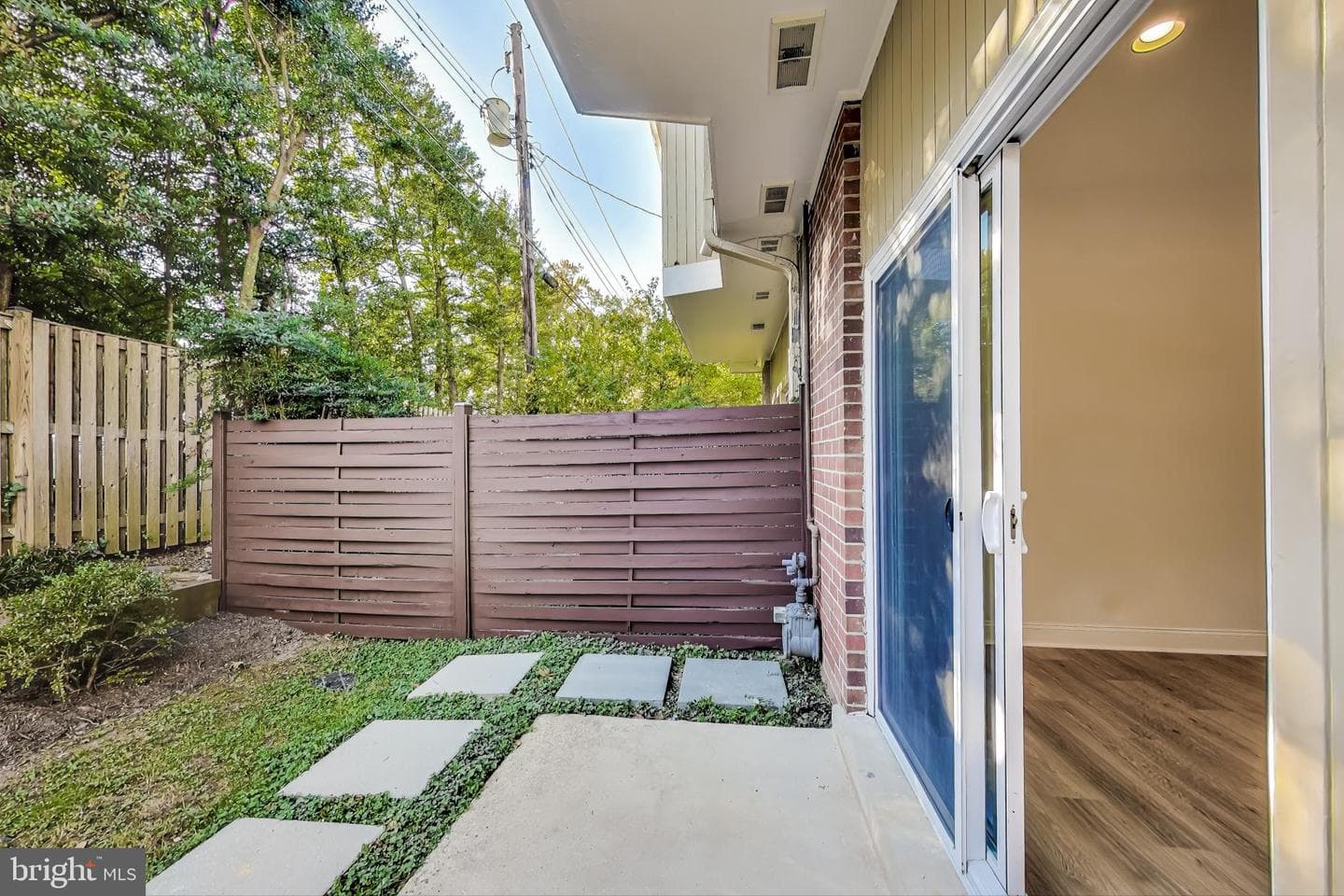 8318 N Brook Lane photo 30