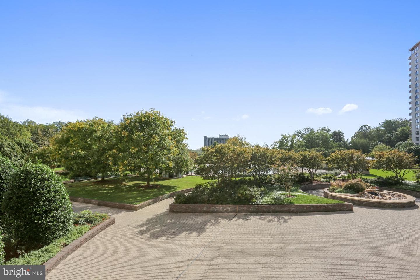 5225 Pooks Hill Road #525s photo 30