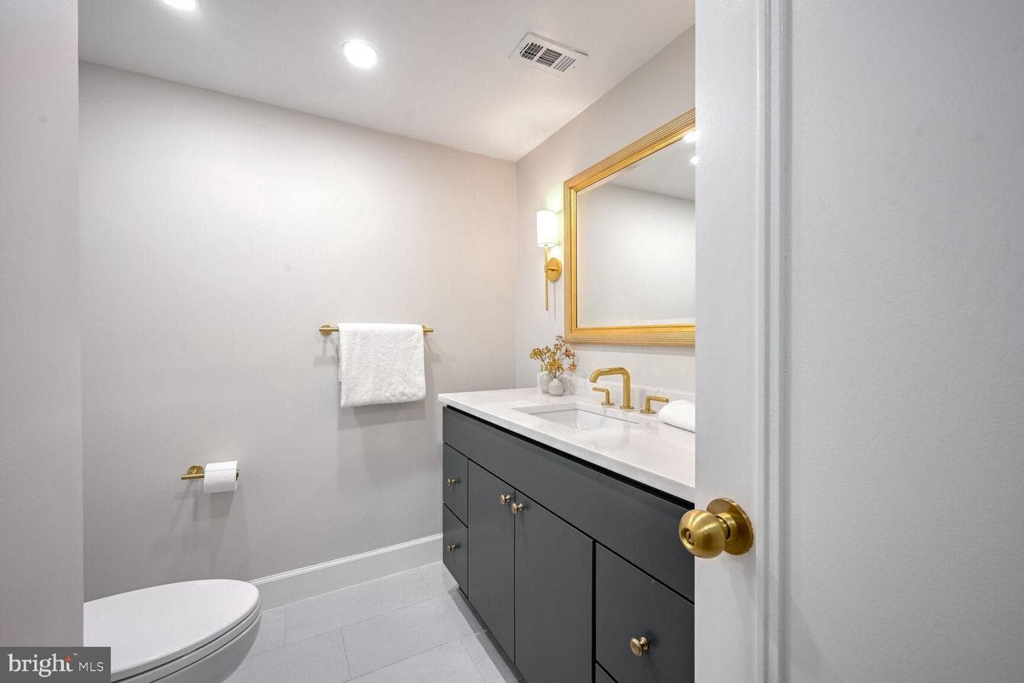 4550 North Park Avenue #810 photo 25