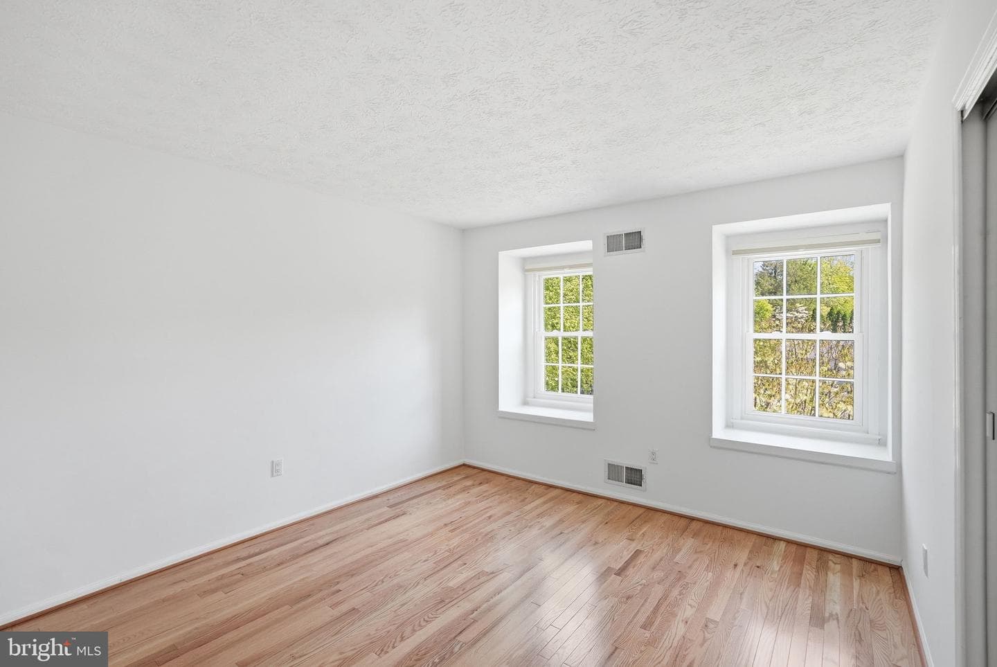 1525 W Kersey Lane photo 31