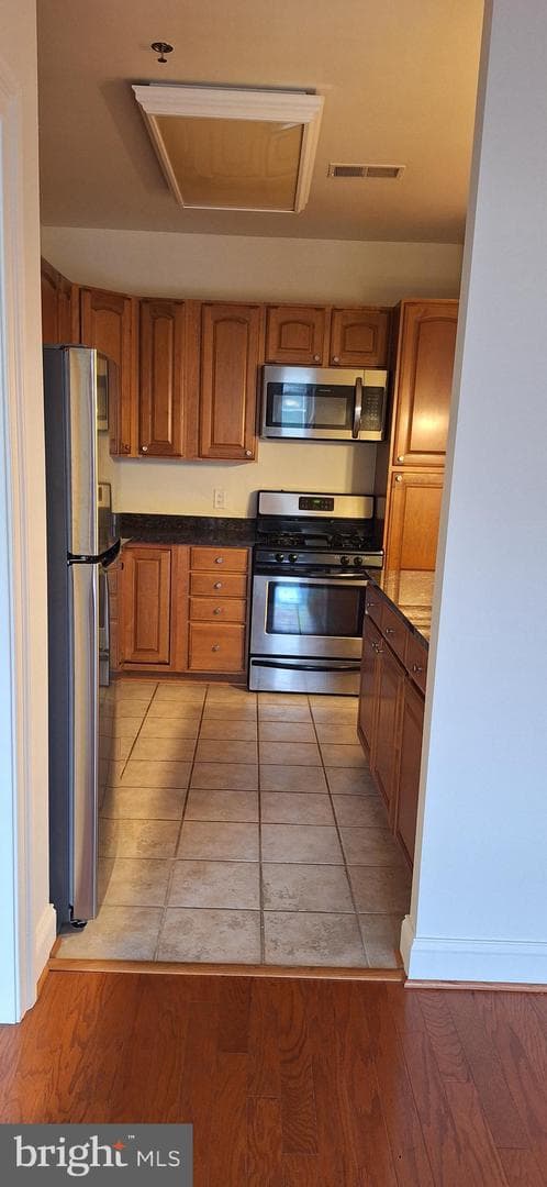 38 Maryland Avenue #435 photo 14
