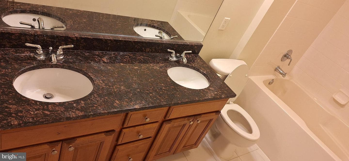 38 Maryland Avenue #435 photo 20