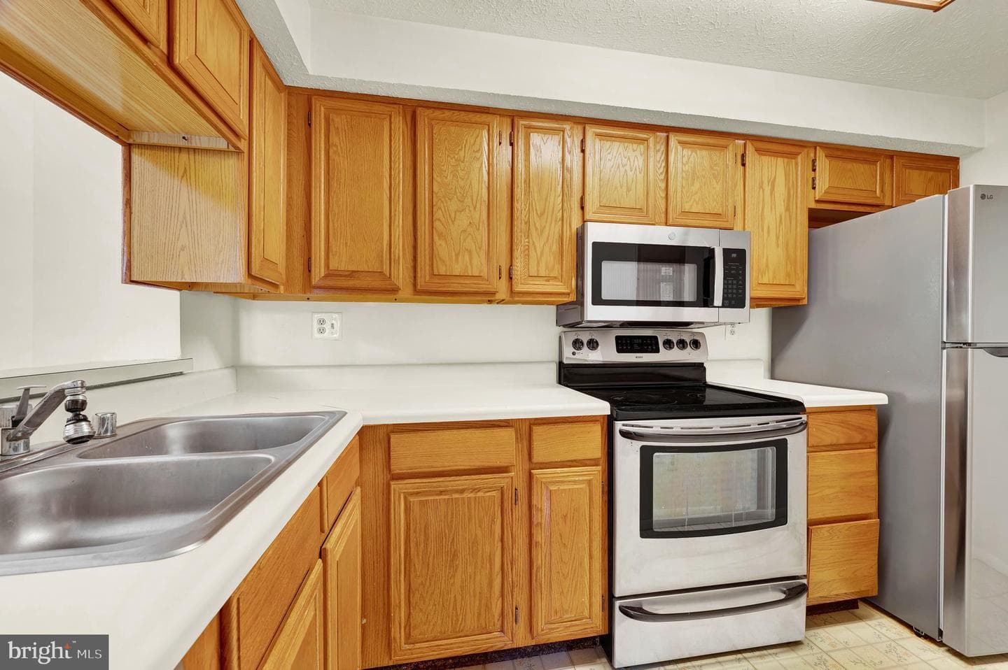 26015 Brigadier Place #m photo 13