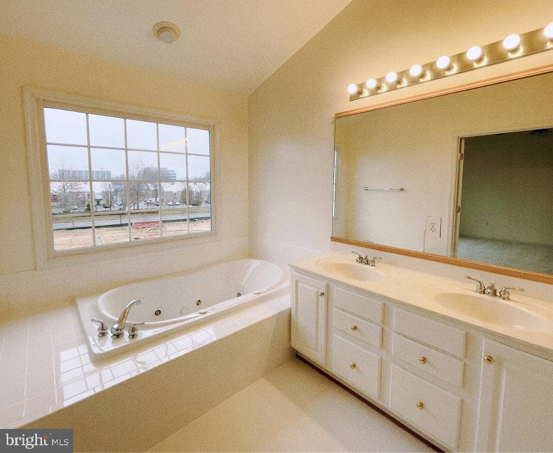 6124 Stonehenge Pl #9 photo 16