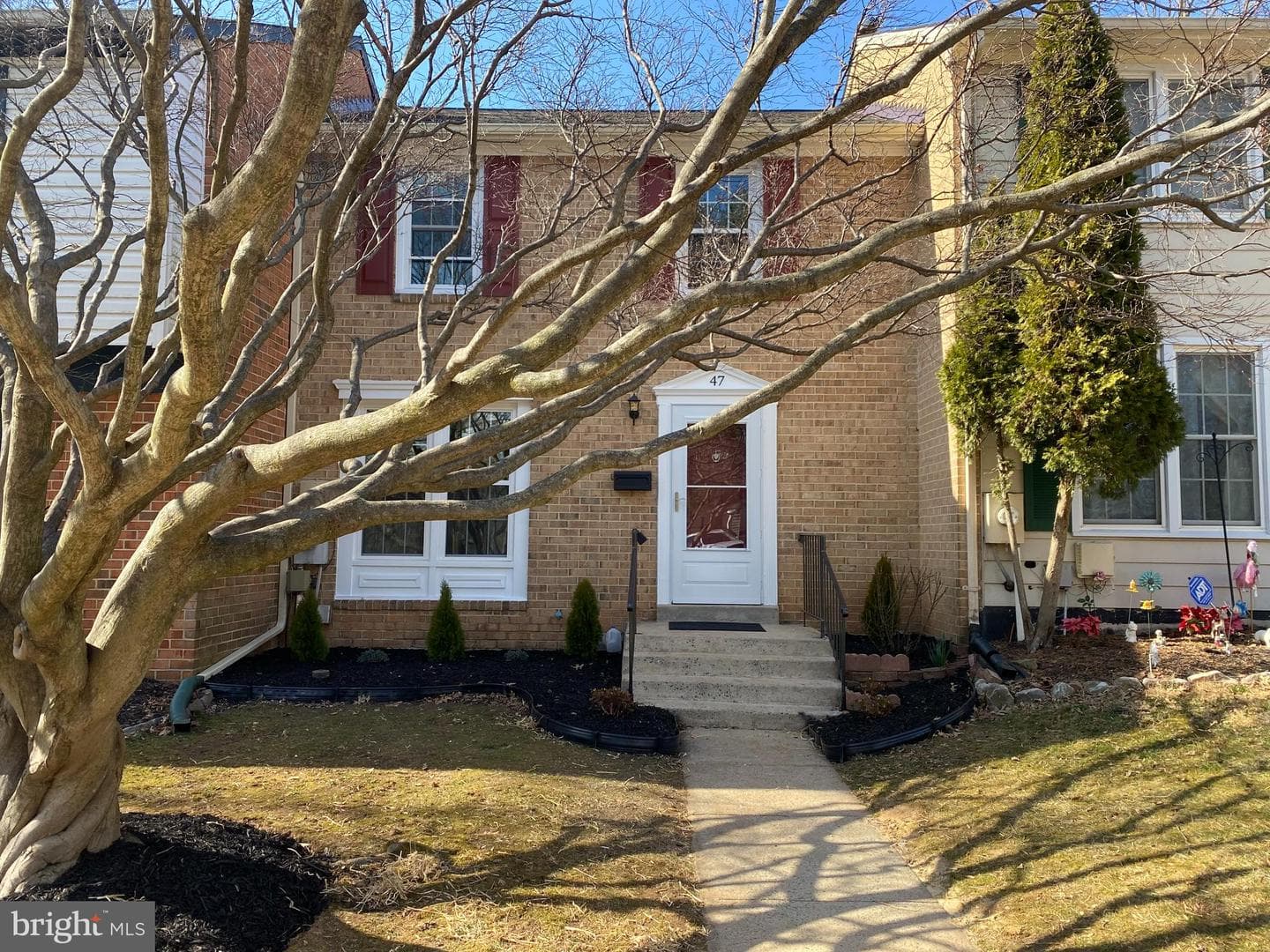 47 Metz Court photo 2