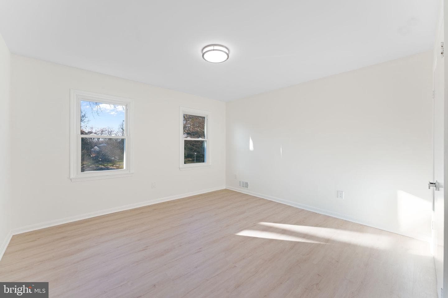 13 Treworthy Road photo 36
