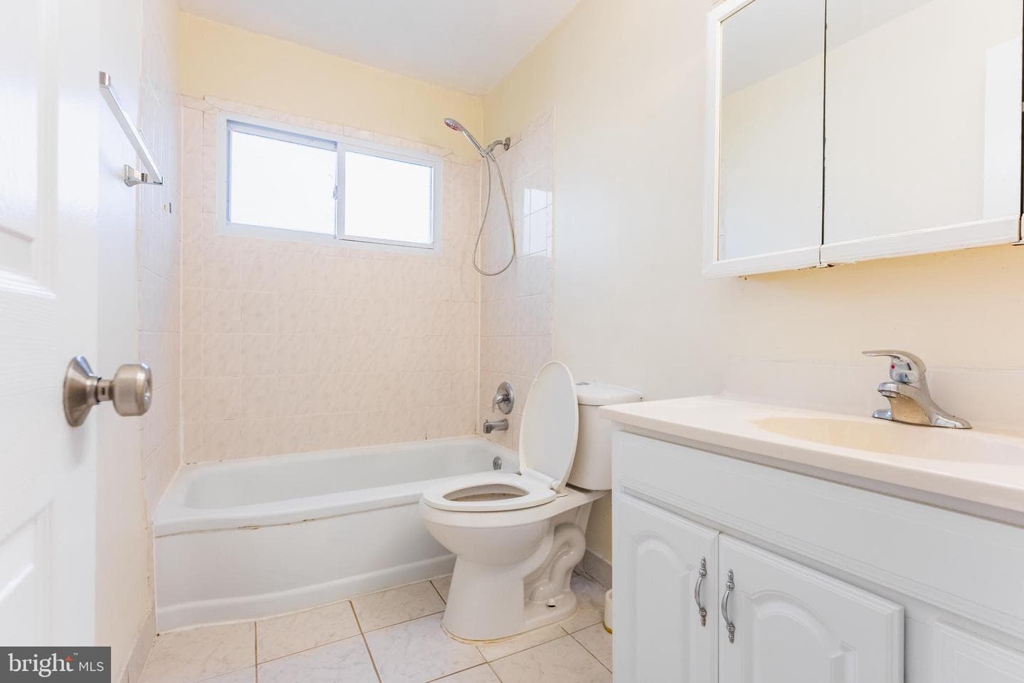 202 Nimitz Avenue photo 9