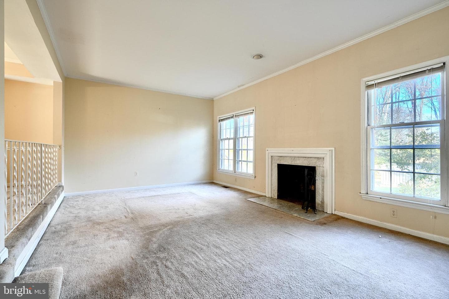 6779 Surreywood Lane photo 10