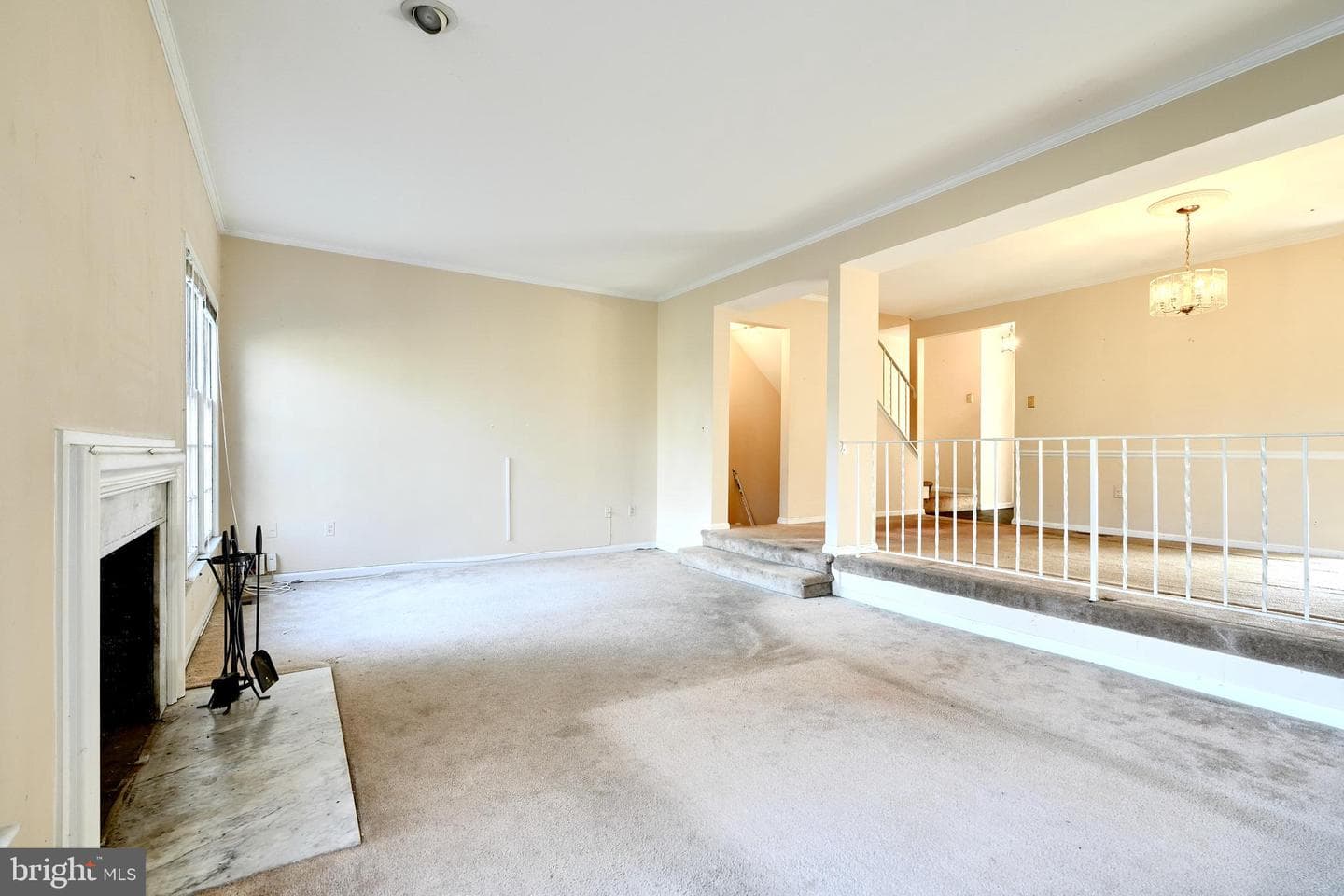 6779 Surreywood Lane photo 12