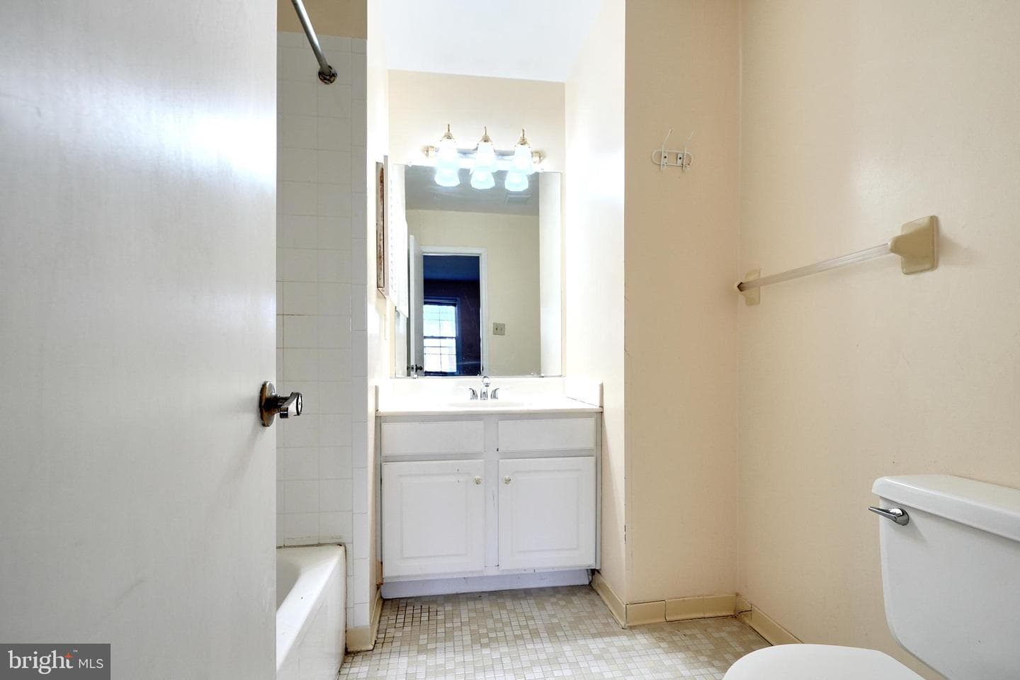 6779 Surreywood Lane photo 17