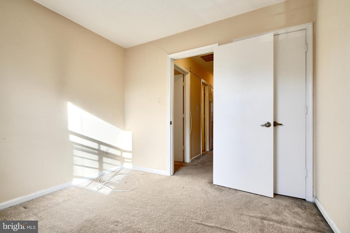 6779 Surreywood Lane photo 20