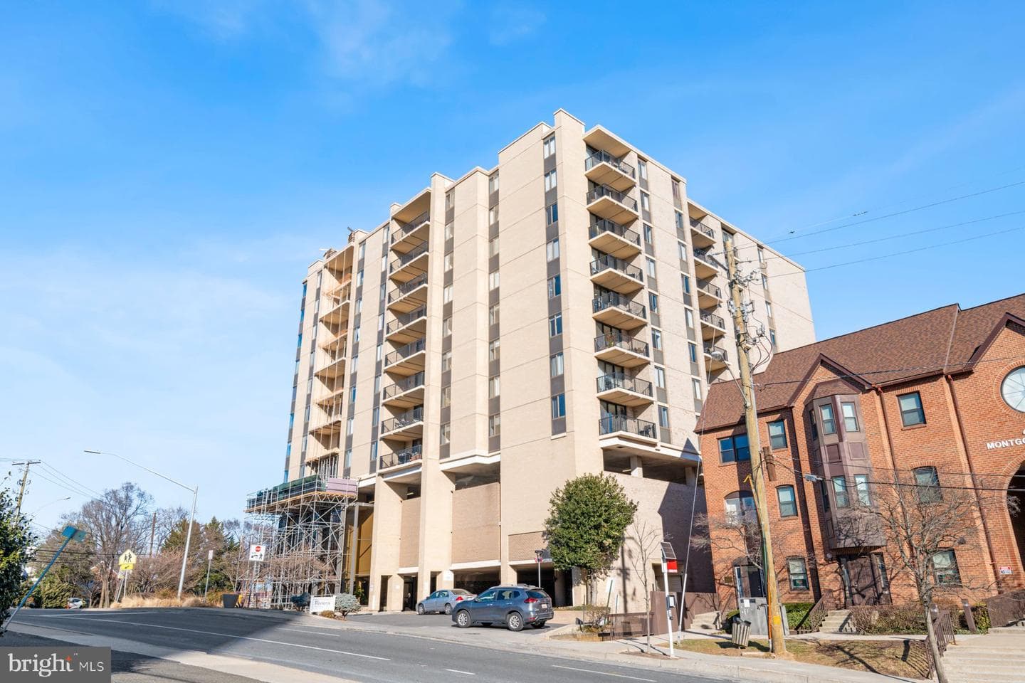 4242 E West Highway #910 photo 25