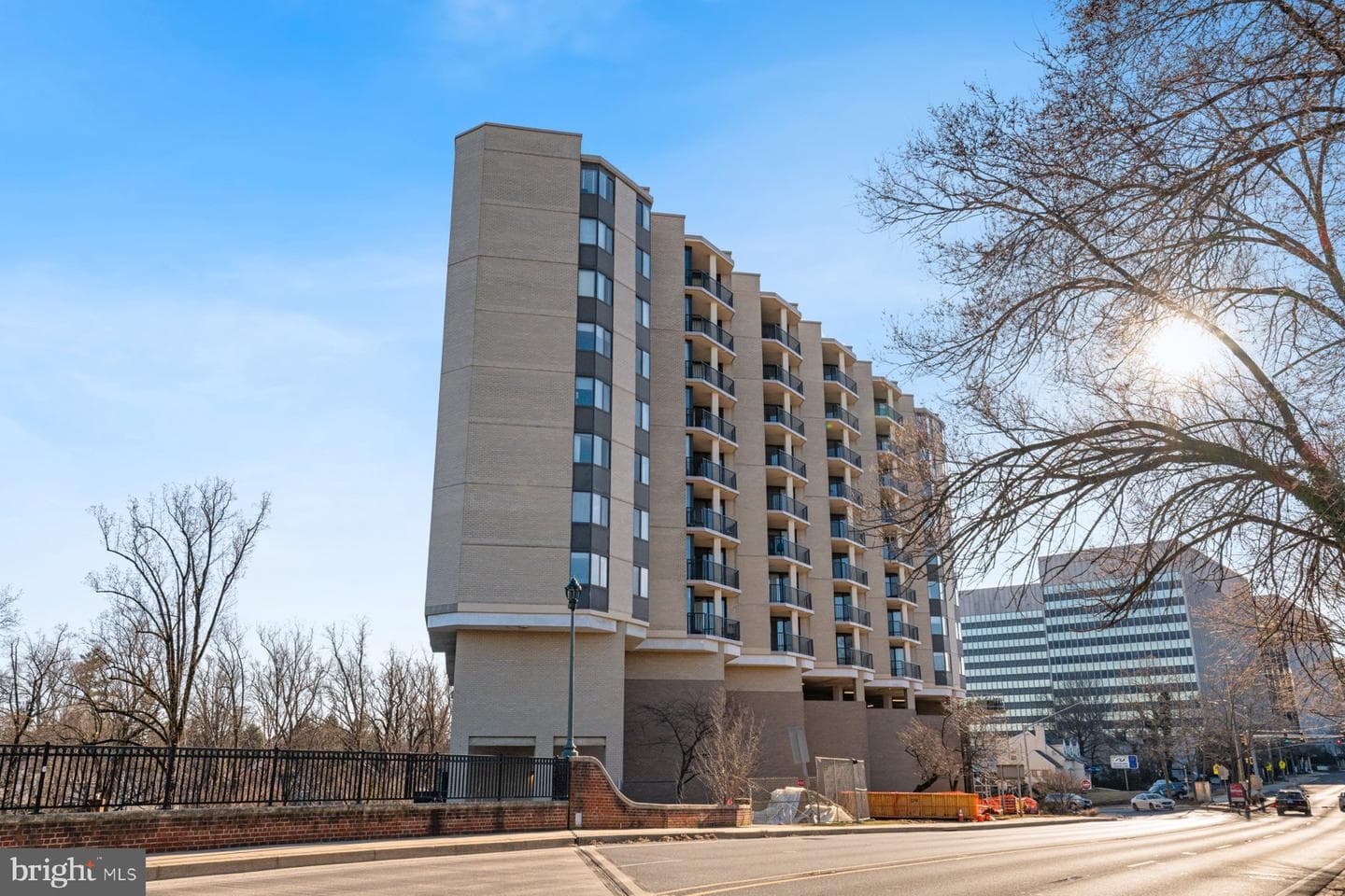4242 E West Highway #910 photo 27
