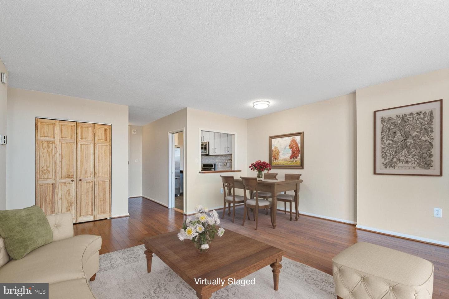 4242 E West Highway #910 photo 3
