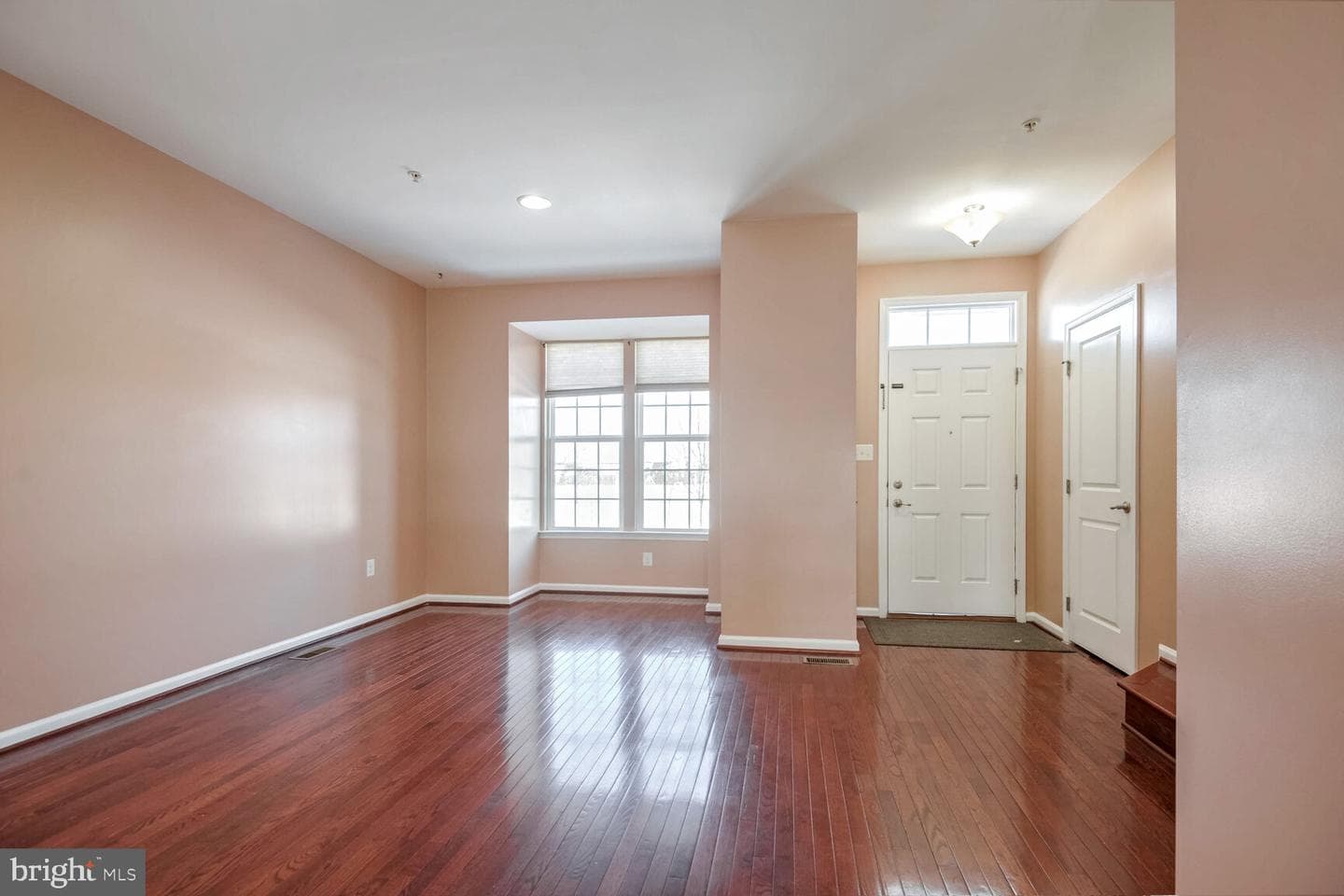 22417 Sweetspire Drive photo 2