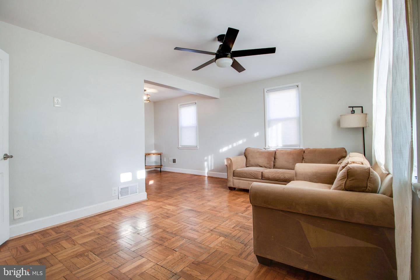 1109 Carson Street photo 11